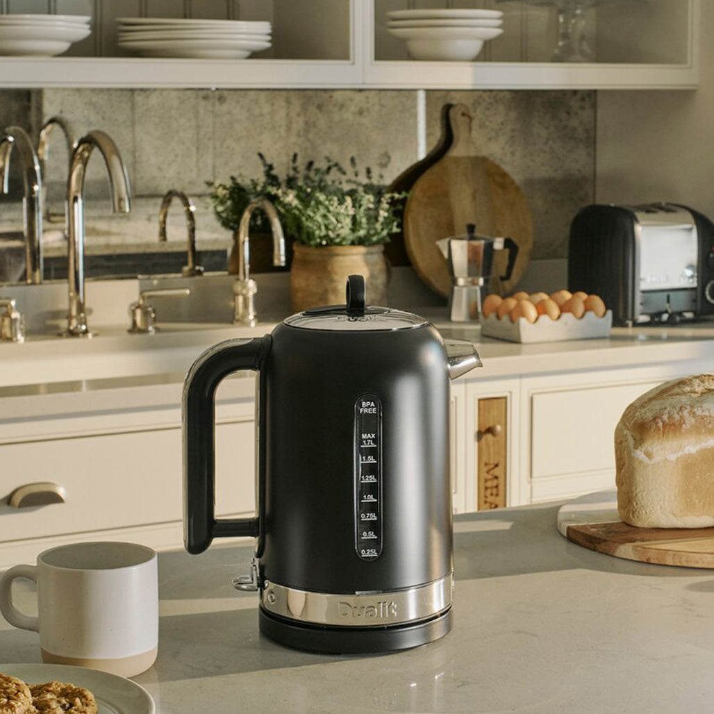 CLASSIC VANNKOKER RUSTFRITT STÅL 1,7L - MATT SVART