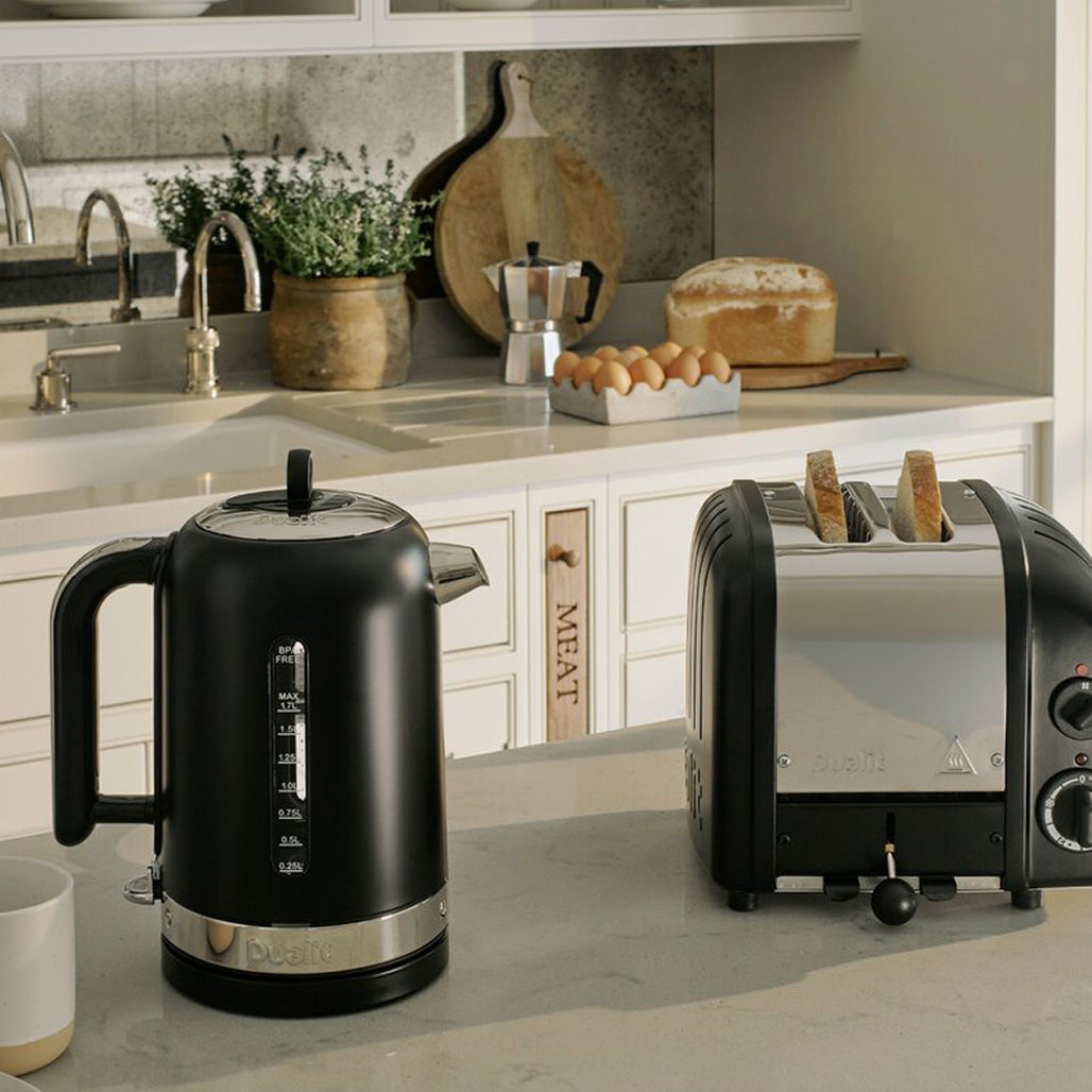 CLASSIC VANNKOKER RUSTFRITT STÅL 1,7L - MATT SVART