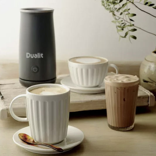 DUALIT MELKESKUMMER MED SJOKOLADEFUNKSJON