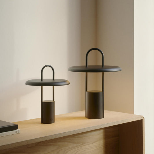 PIER LED LAMPE -  33.5 CM - SVART