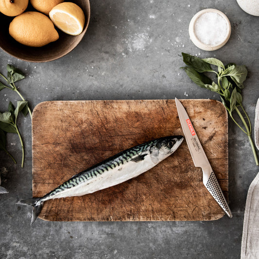 GS-11 GLOBAL UNIVERSALKNIV FLEXIBEL 15 CM